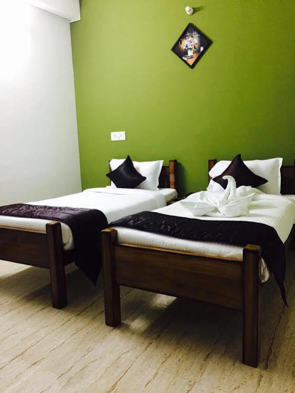 Apartment Sree Devi Niwas